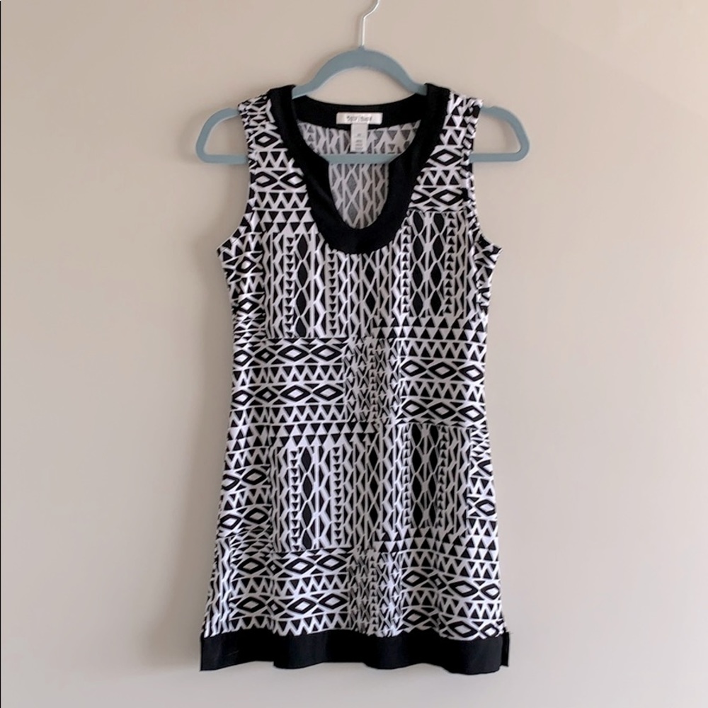 White House Black Market Print Shift Dress